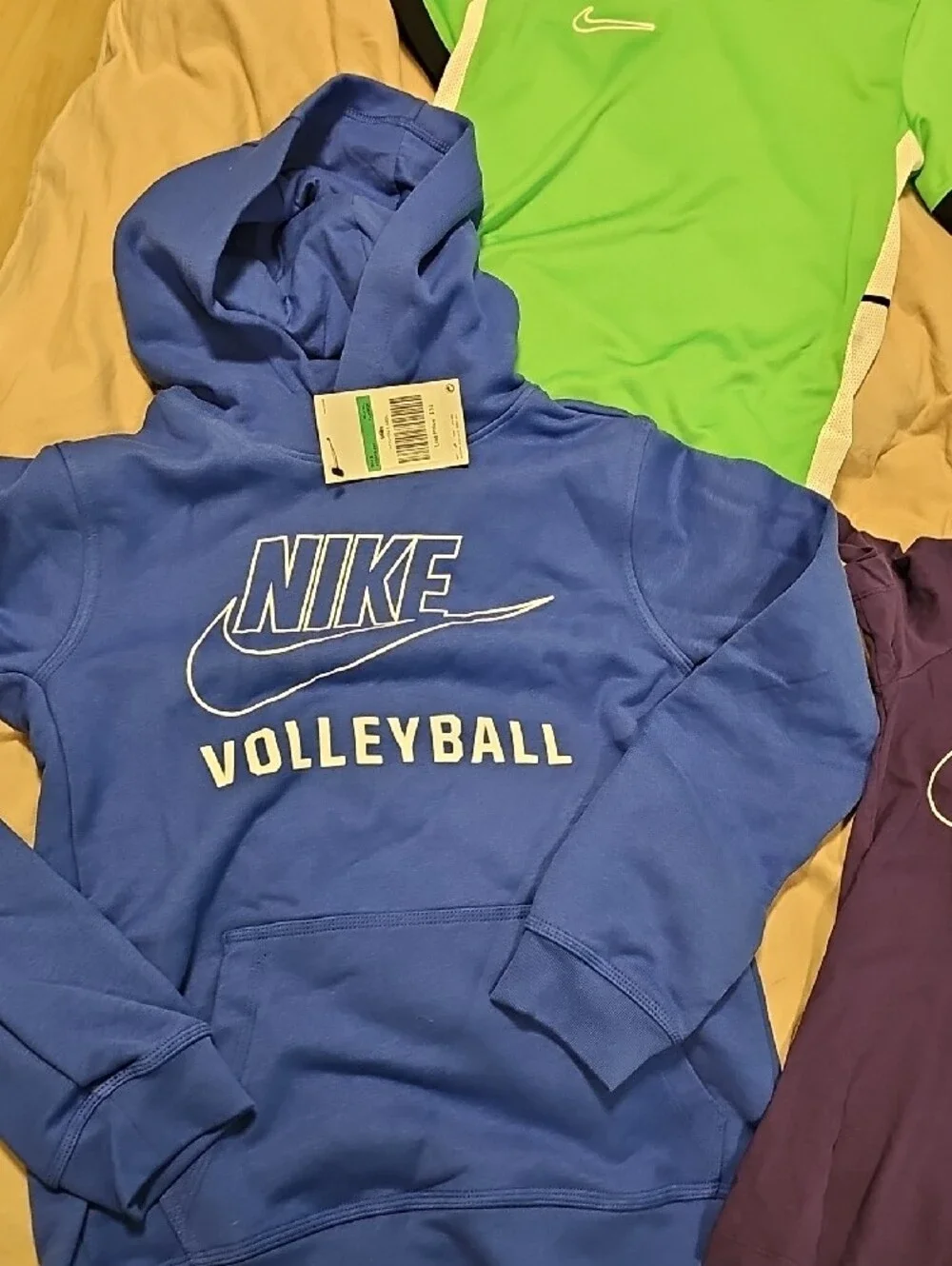 Lot Of 4 Nike Kids Tops
